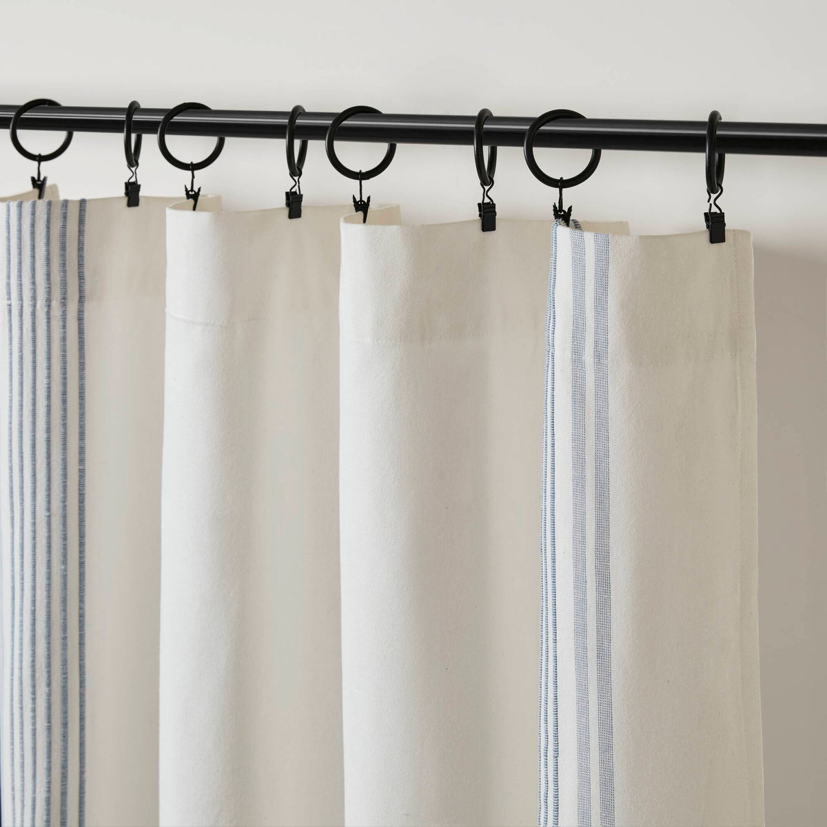 Morgan 2 window panels with 16 rings - White/Blue