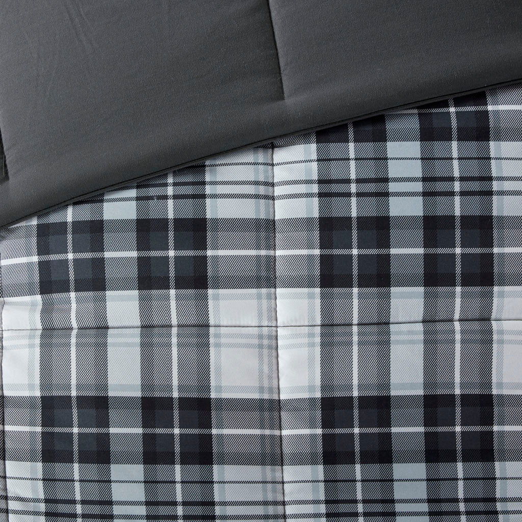 Parkston 3M Scotchgard Down Alternative All Season Comforter Set - Black/White
