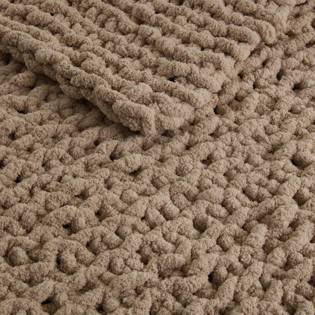 Chenille Chunky Knit Throw - Brown