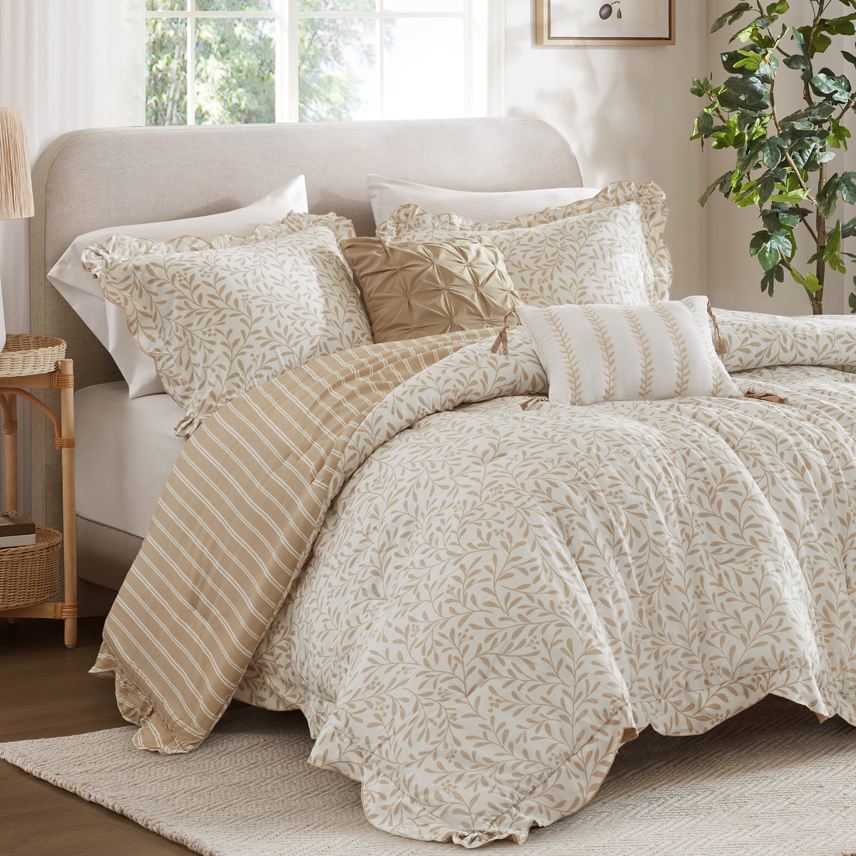 Darcy 5 Piece Print Comforter Set - Tan