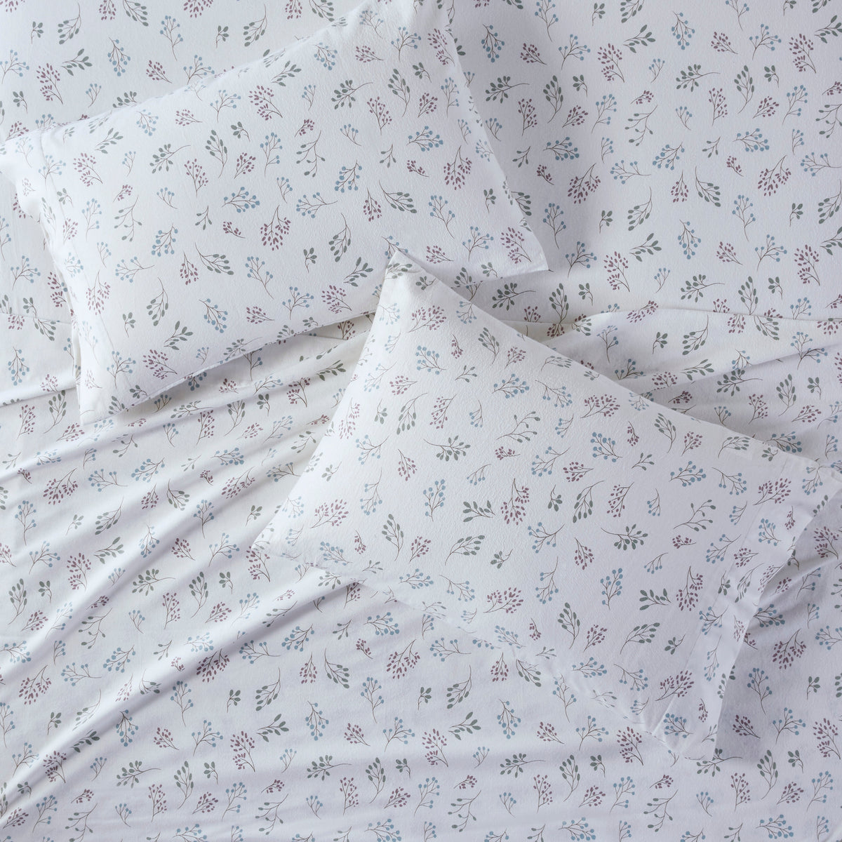 Cozy Cotton Flannel Printed Sheet Set - White Tossed Botanical