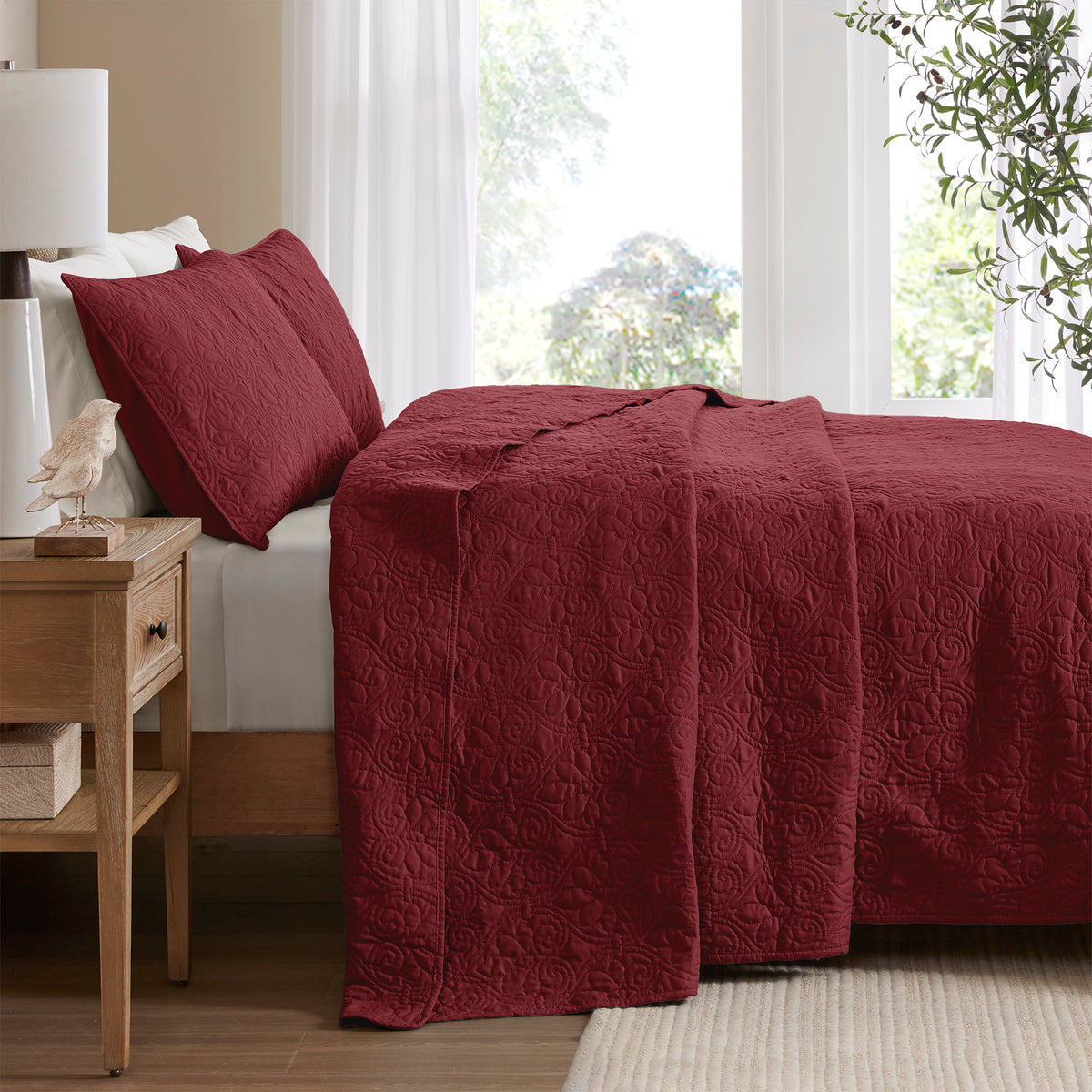 Quebec Reversible Bedspread Set - Red