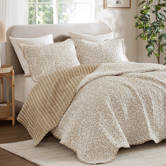 Darcy 3 Piece Print Quilt Set - Tan