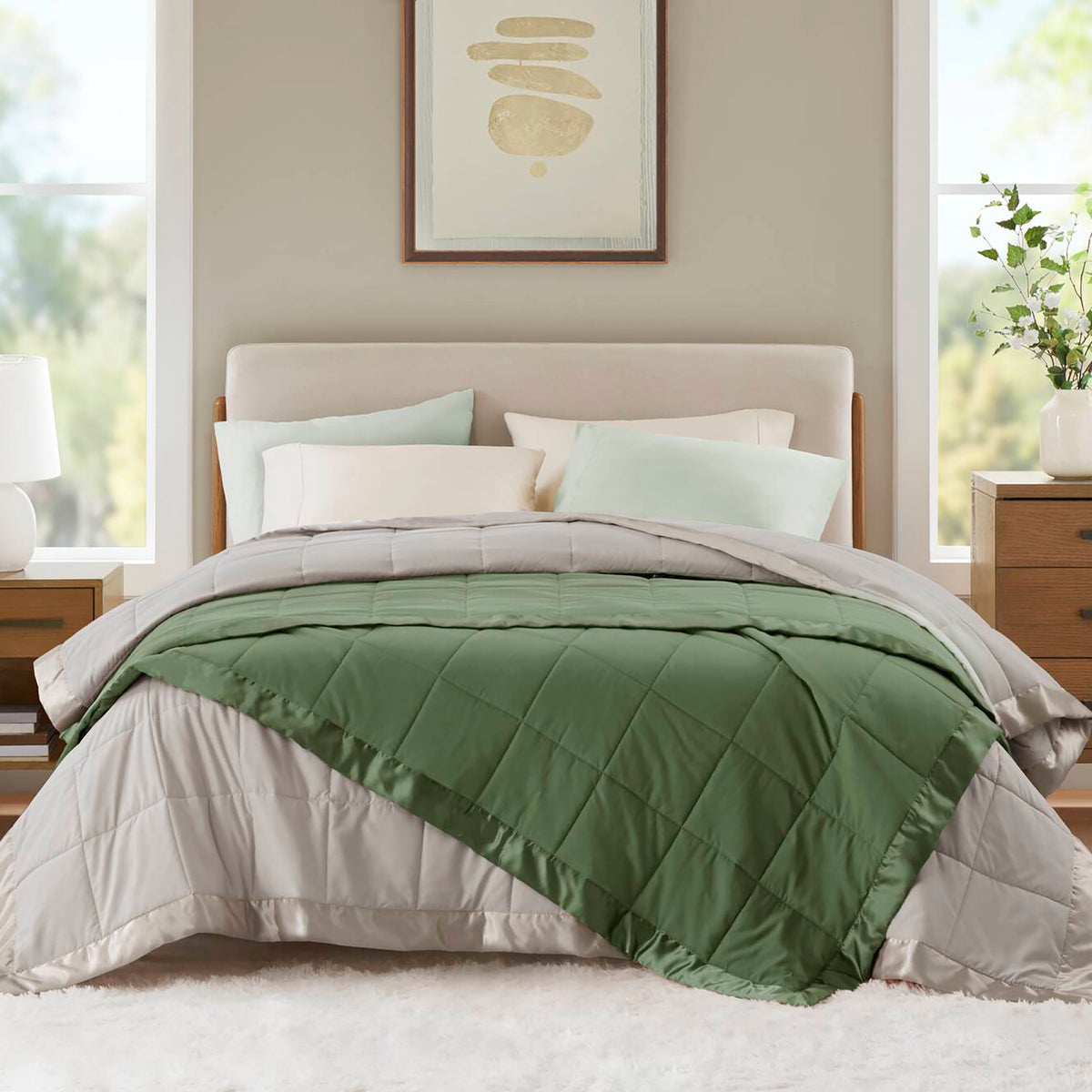 Windom Lightweight Down Alternative Blanket with Satin Trim - Green