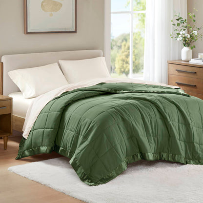 Windom Lightweight Down Alternative Blanket with Satin Trim - Green