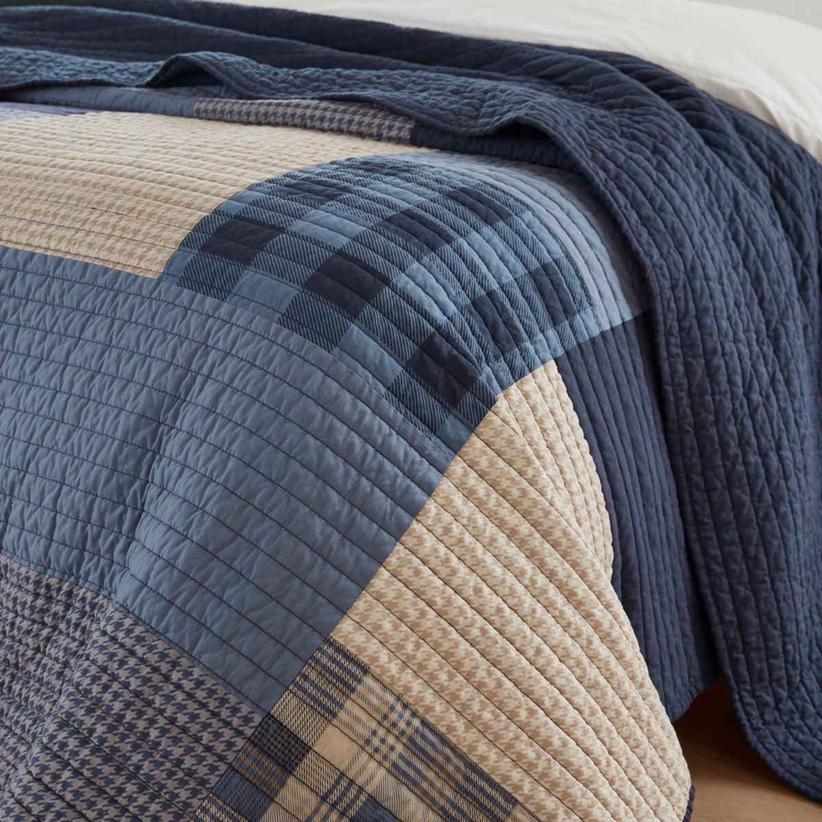 Winter Hills Quilted Throw - Blue