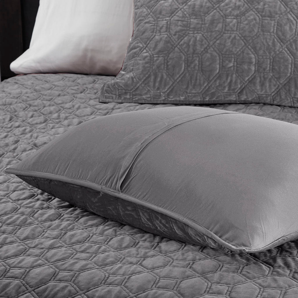 Harper 3 Piece Velvet Quilt Set - Grey