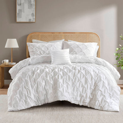 Bailey Diamond Pintuck Pleated Woven Comforter Set - White