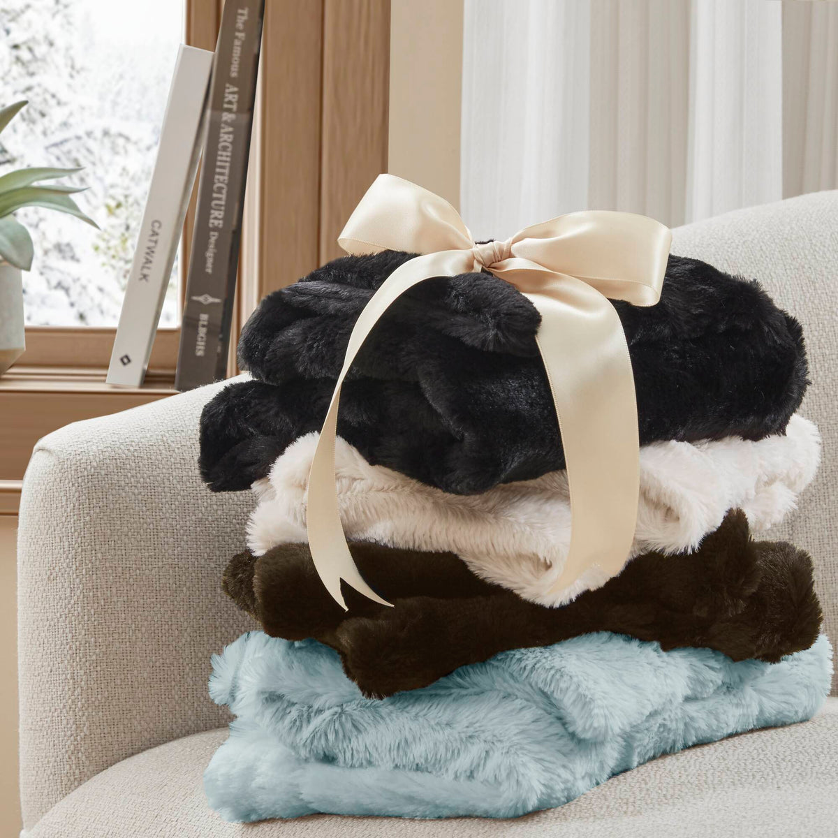 Duke Faux Fur Comforter Mini Set - Aqua