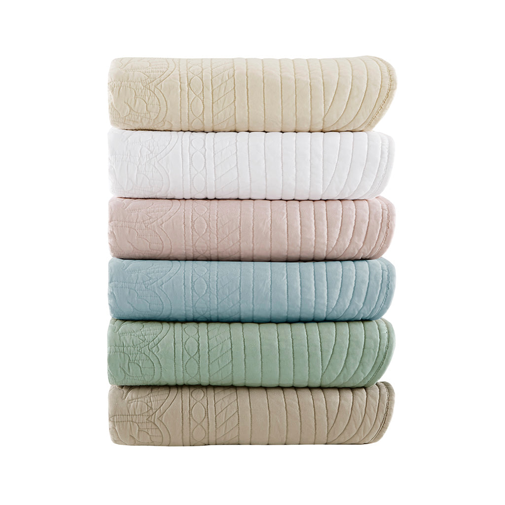Tuscany Oversized Quilted Throw with Scalloped Edges - Blue