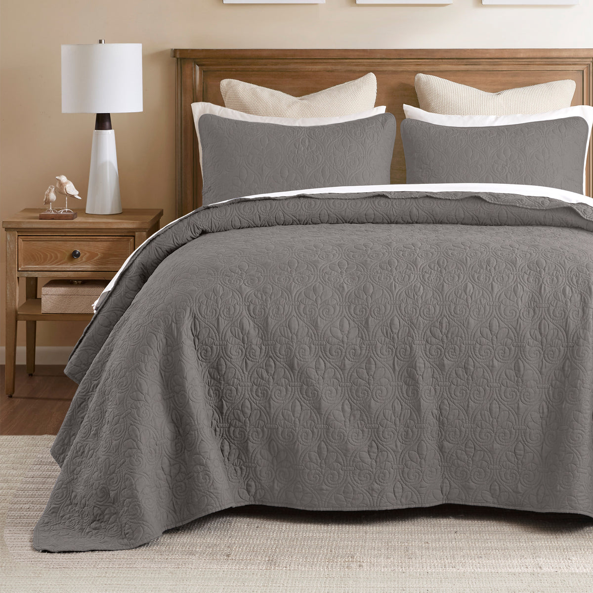 Quebec Reversible Bedspread Set - Dark Grey