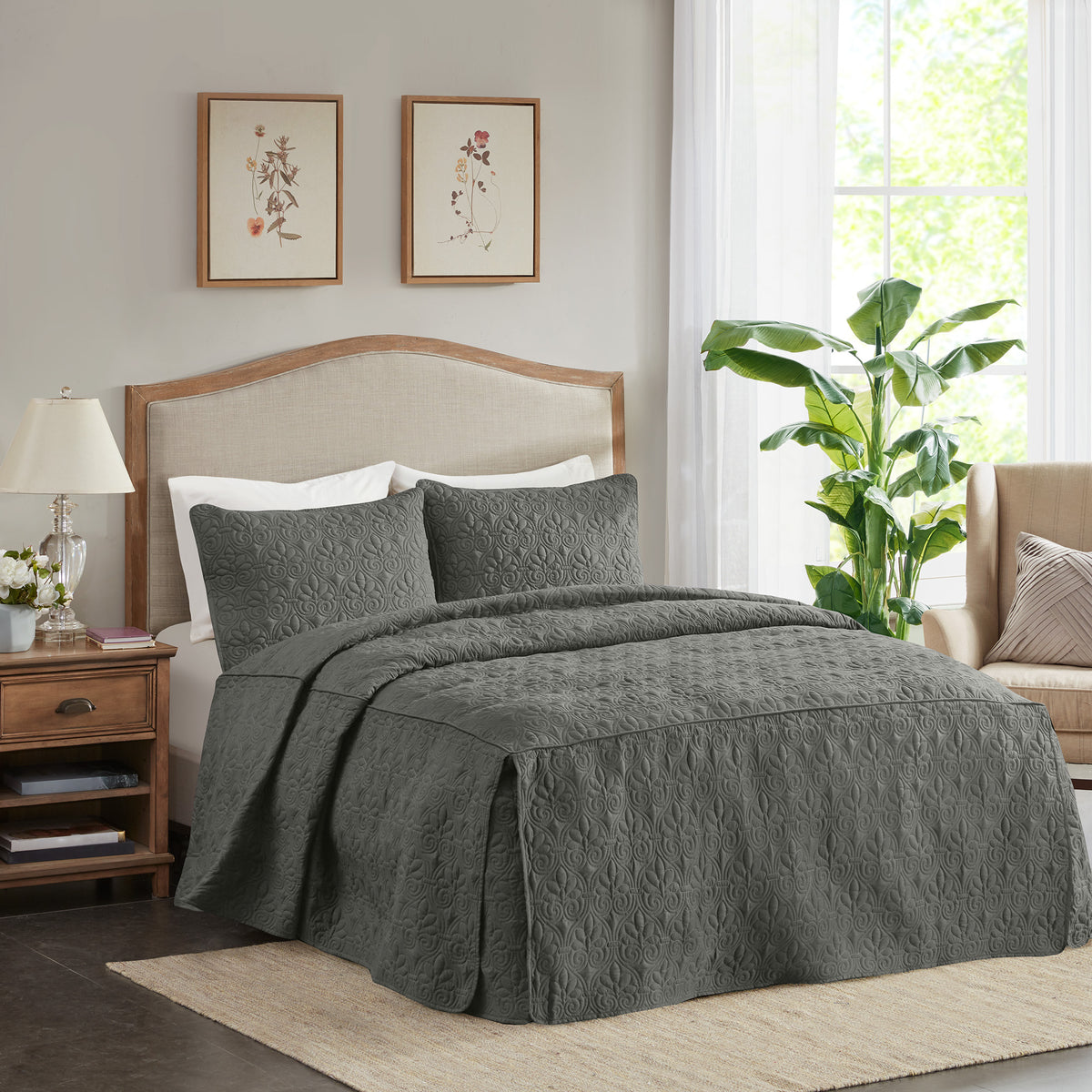 Quebec 3 Piece Split Corner Pleated Quilted Bedspread - Dark Grey