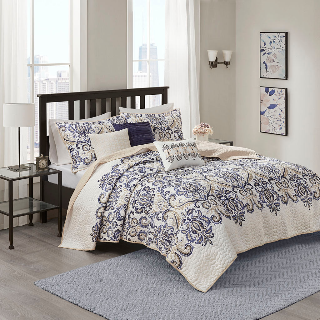 Cali 6 Piece Reversible Quilt Set with Throw Pillows - Navy/Tan