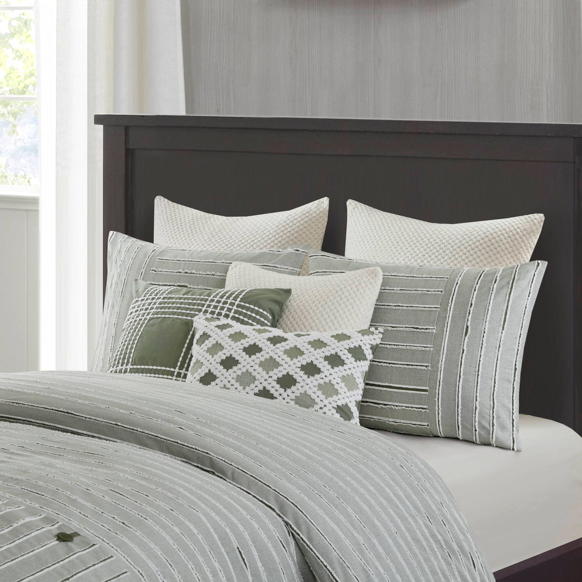 Essence Oversized Cotton Clipped Jacquard Comforter Set with Euro Shams and Throw Pillows - Green