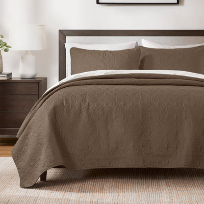 Quebec Reversible Quilt Set - Mocha