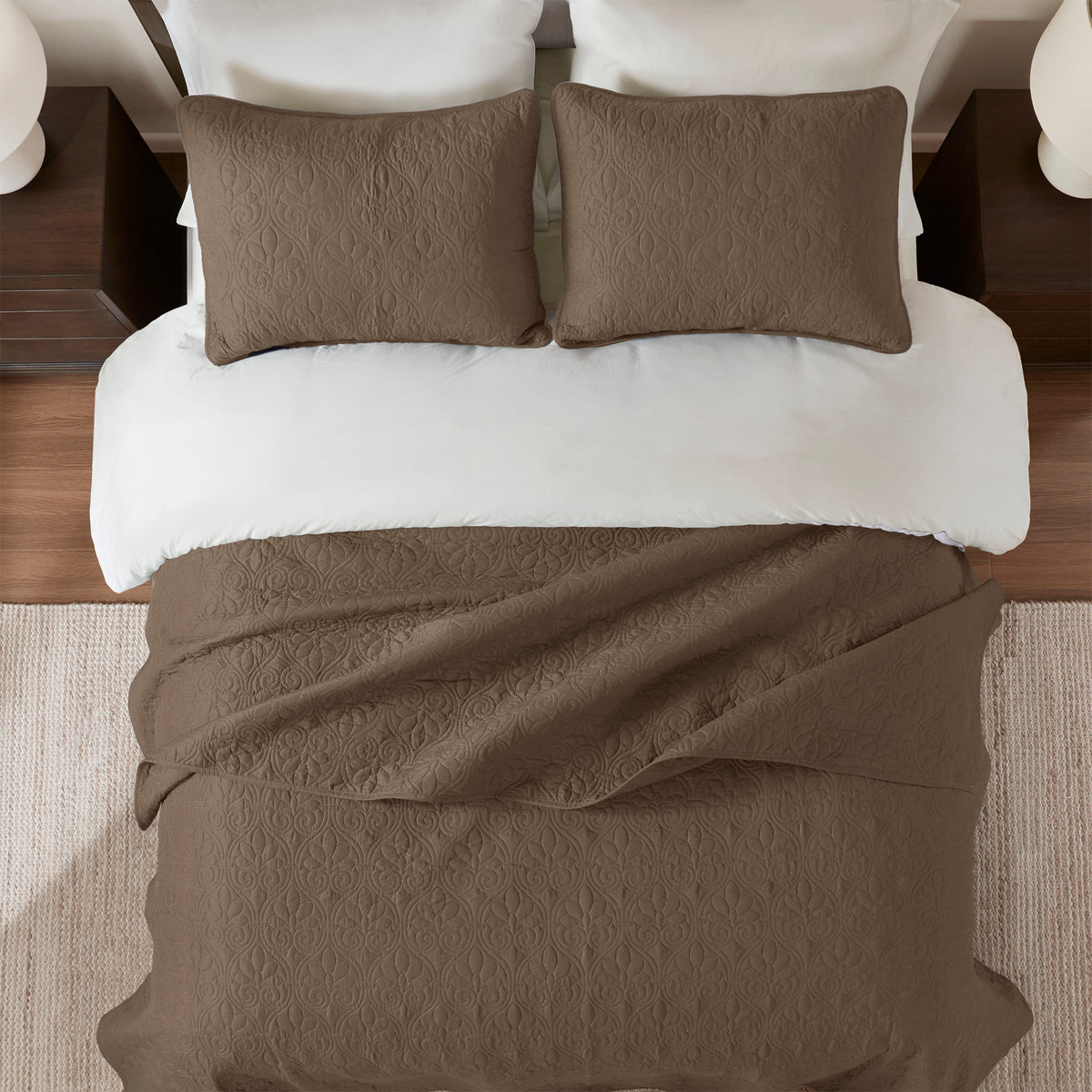 Quebec Reversible Quilt Set - Mocha