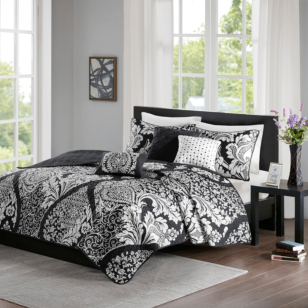 Vienna 6 Piece Printed Cotton Quilt Set with Throw Pillows - Black