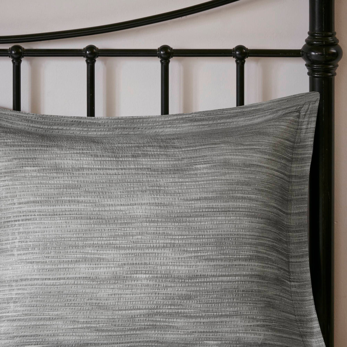 Walter 7 Piece Printed Seersucker Comforter Set - Grey