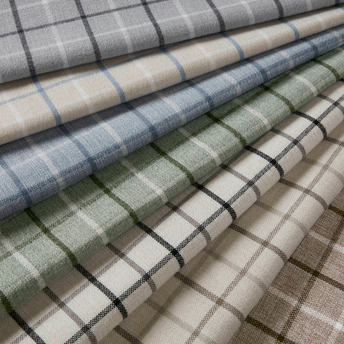 Anaheim Plaid Rod Pocket and Back Tab Curtain Panel with Fleece Lining - Black