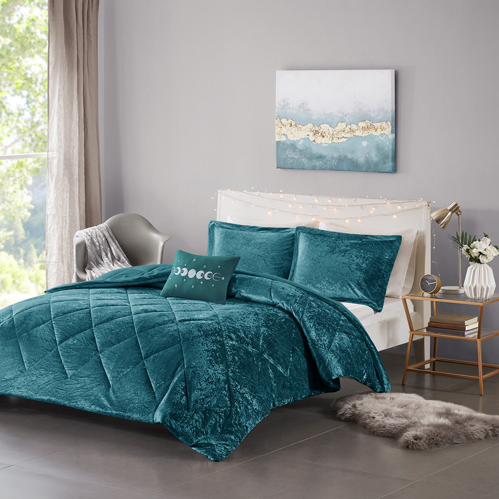Felicia Velvet Comforter Set with Throw Pillow - Teal