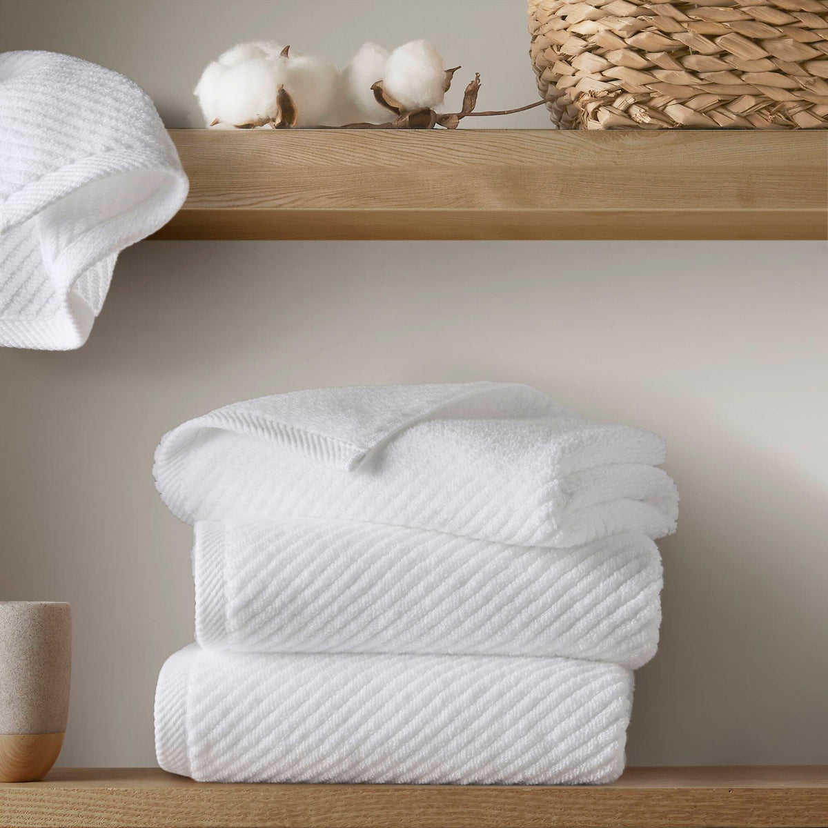 Diagonal Ribbed - White