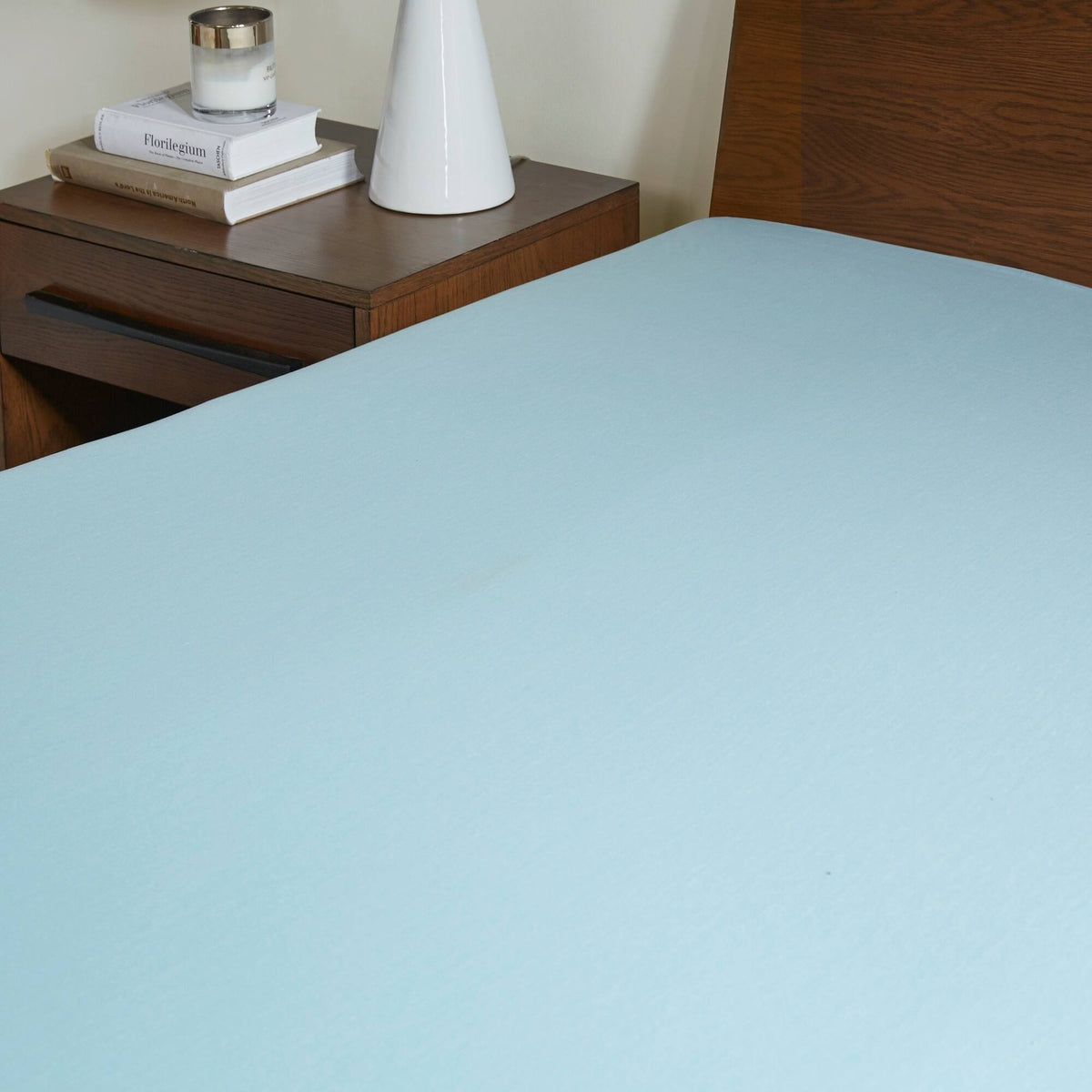 2" Gel Memory Foam with 3M Cover White Mattress Topper Mattress Topper By Olliix/JLA HOME (E & E Co., Ltd)