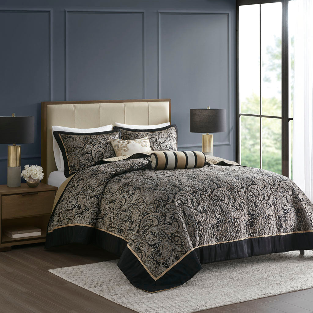 Aubrey 5 Piece Jacquard Bedspread Set with Throw Pillows - Black