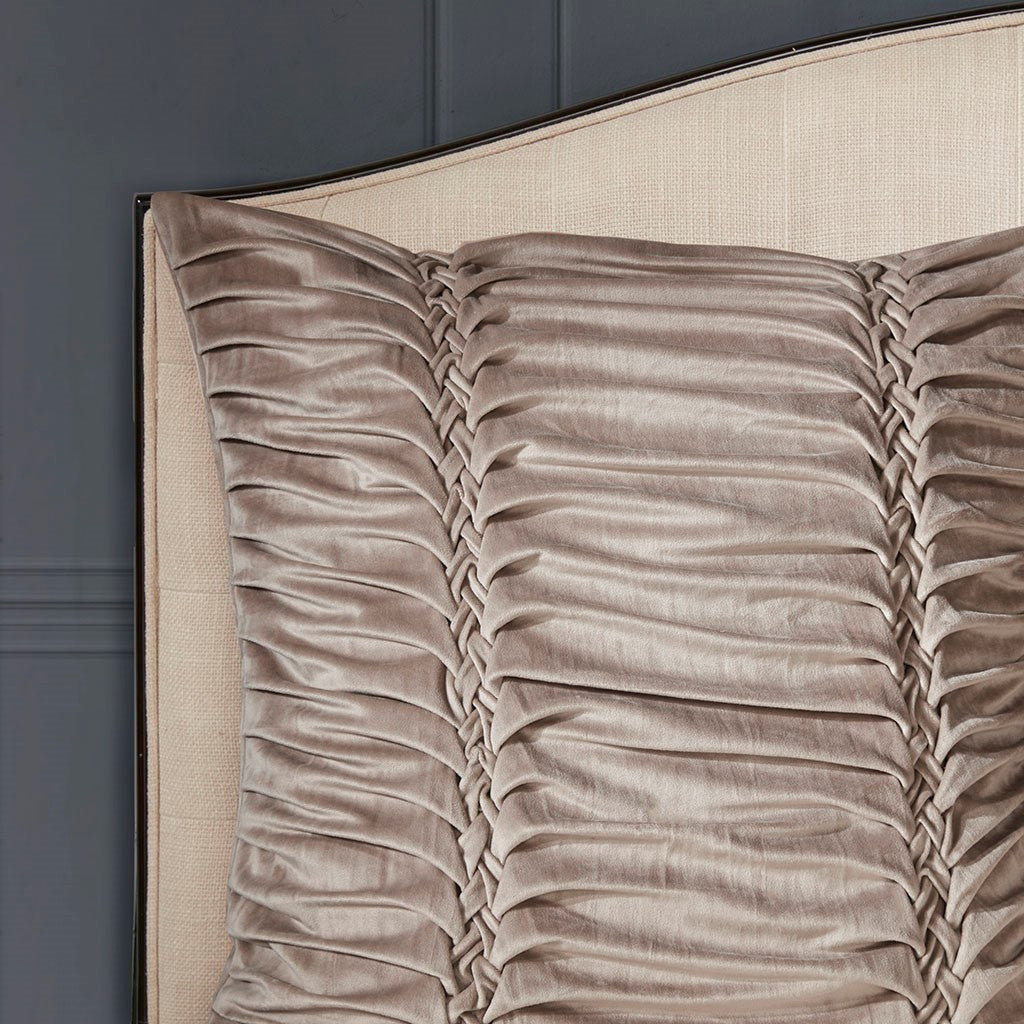 Grandover Jacquard Comforter Set