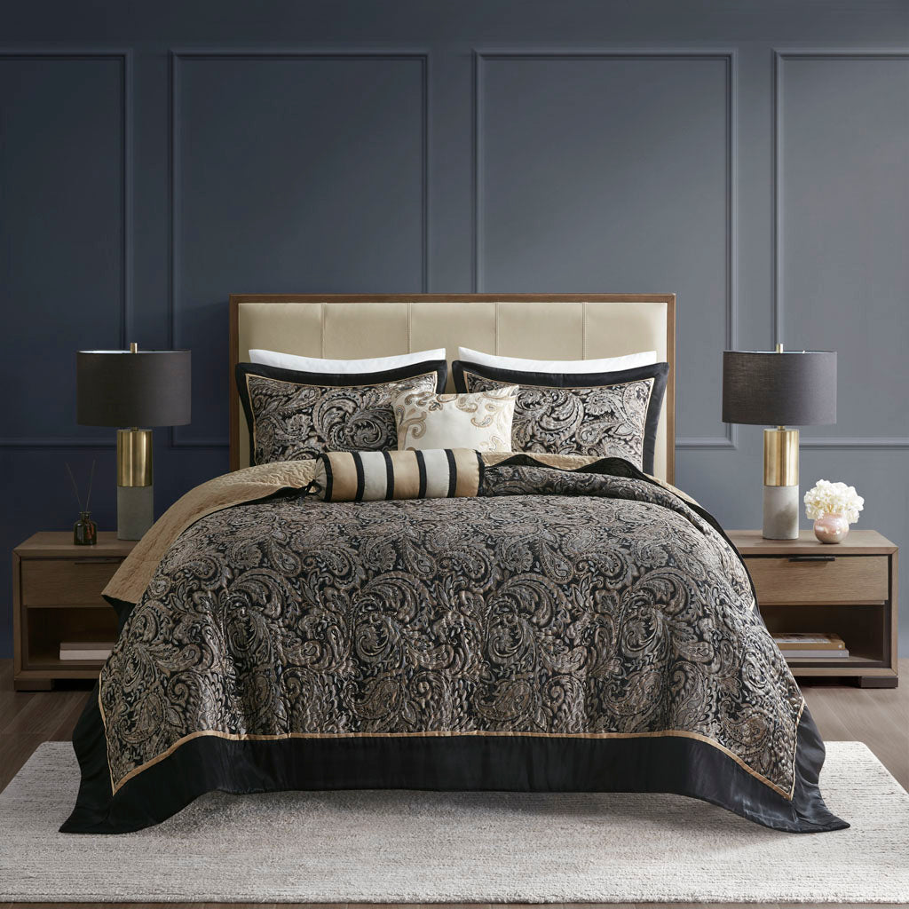 Aubrey 5 Piece Jacquard Bedspread Set with Throw Pillows - Black