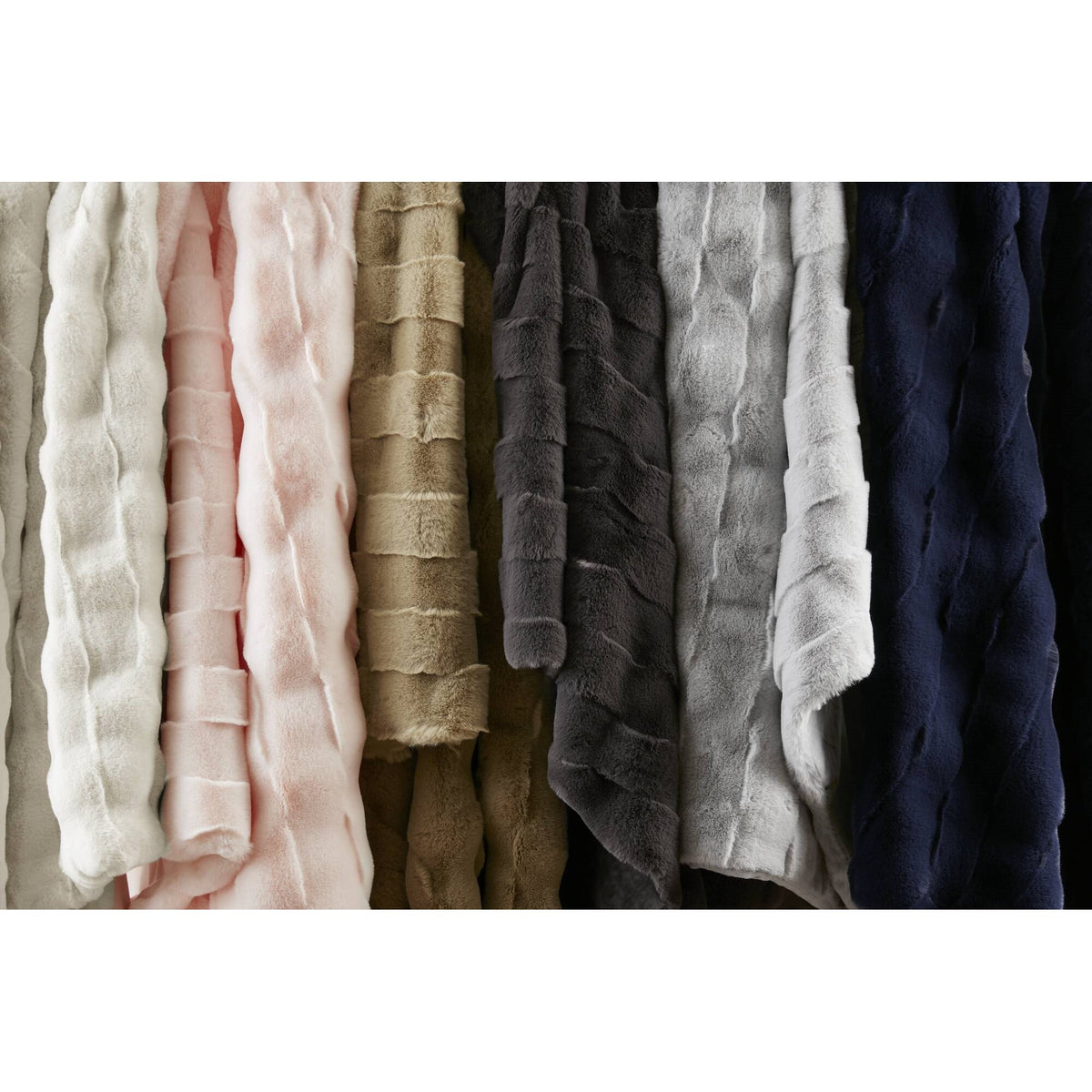 Vivienne Faux Fur Throw - Navy