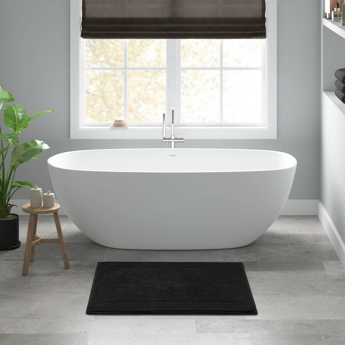 Splendor 100% Cotton Tufted 3000 GSM Reversible Bath Rug - Black