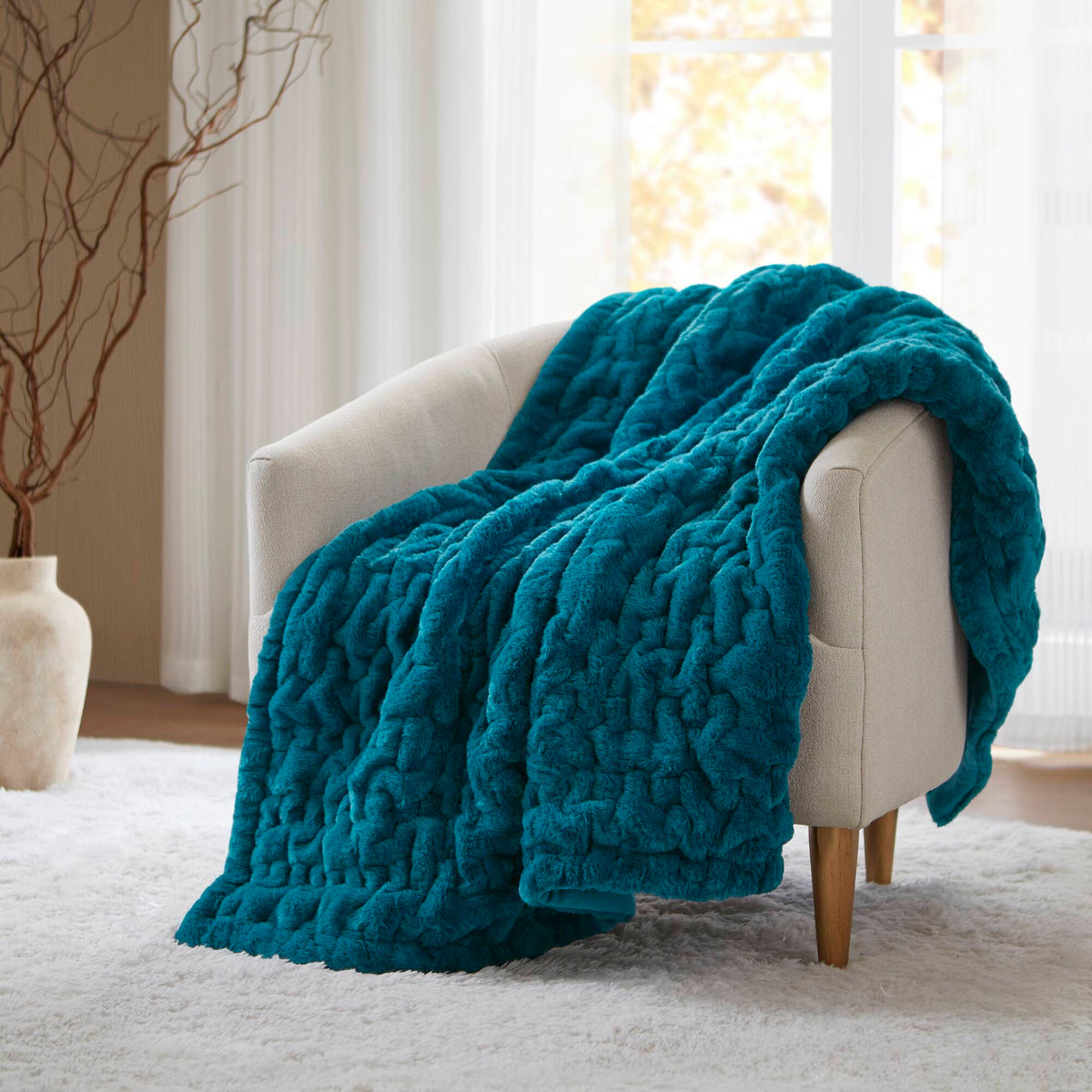 Ruched Fur Throw - Teal