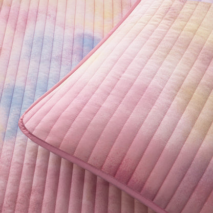 Cassiopeia Watercolor Tie Dye Printed Quilt Set with Throw Pillow - Pink