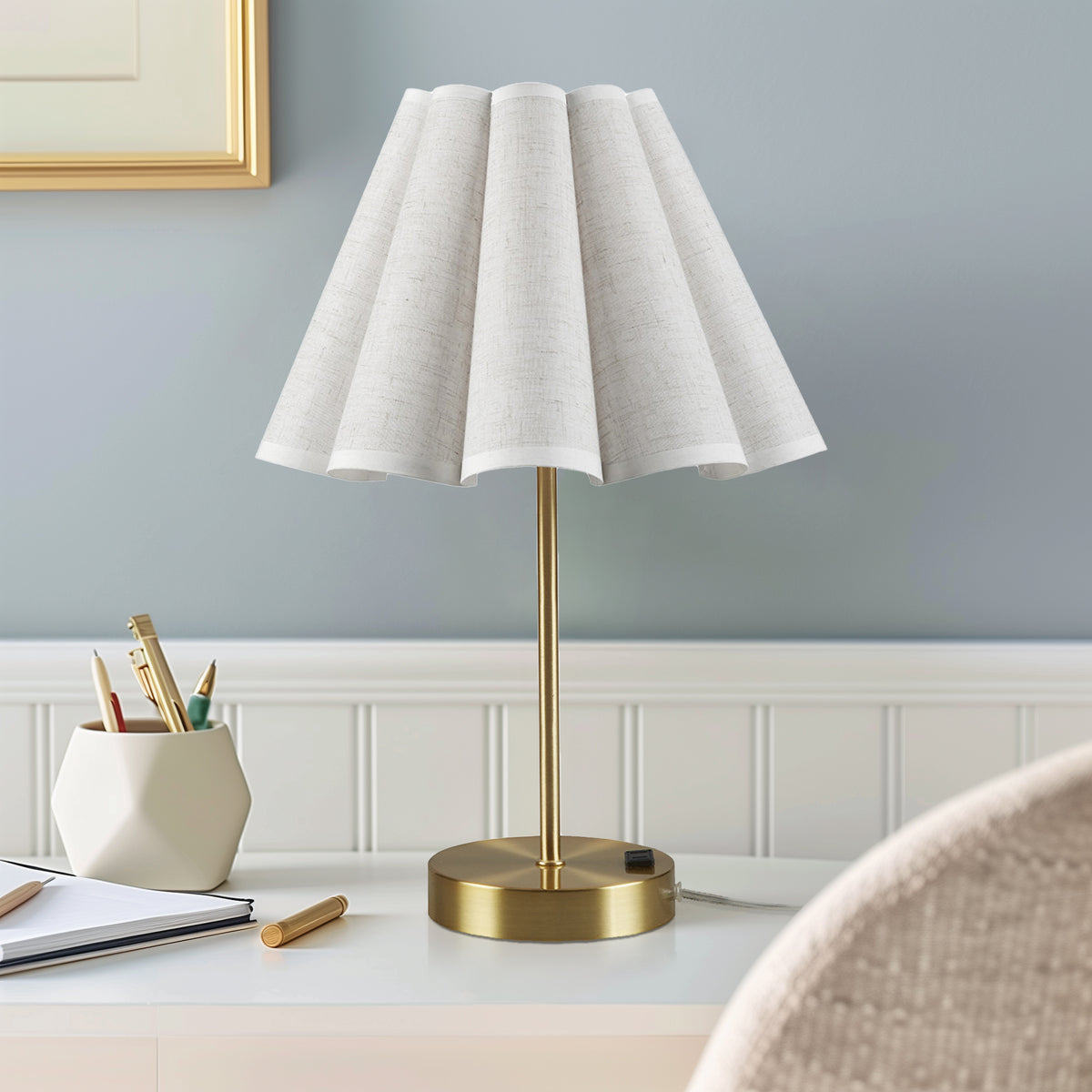 Chique Accent Table Lamp - Gold