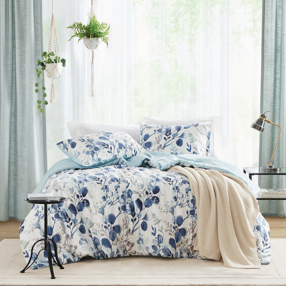 Gabby Reversible Floral Botanical Seersucker Comforter Set - Navy/Blue