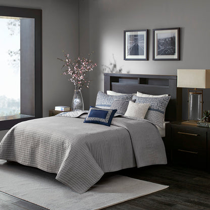 Rhapsody 6 Piece Reversible Jacquard Quilt Set with Throw Pillows - Navy