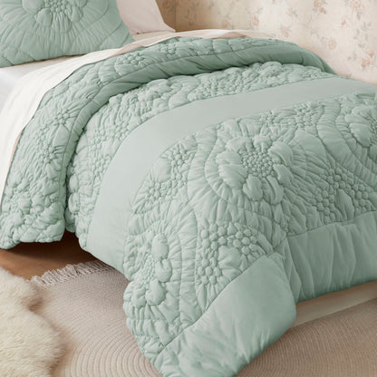 Elise Comforter Set - Sage