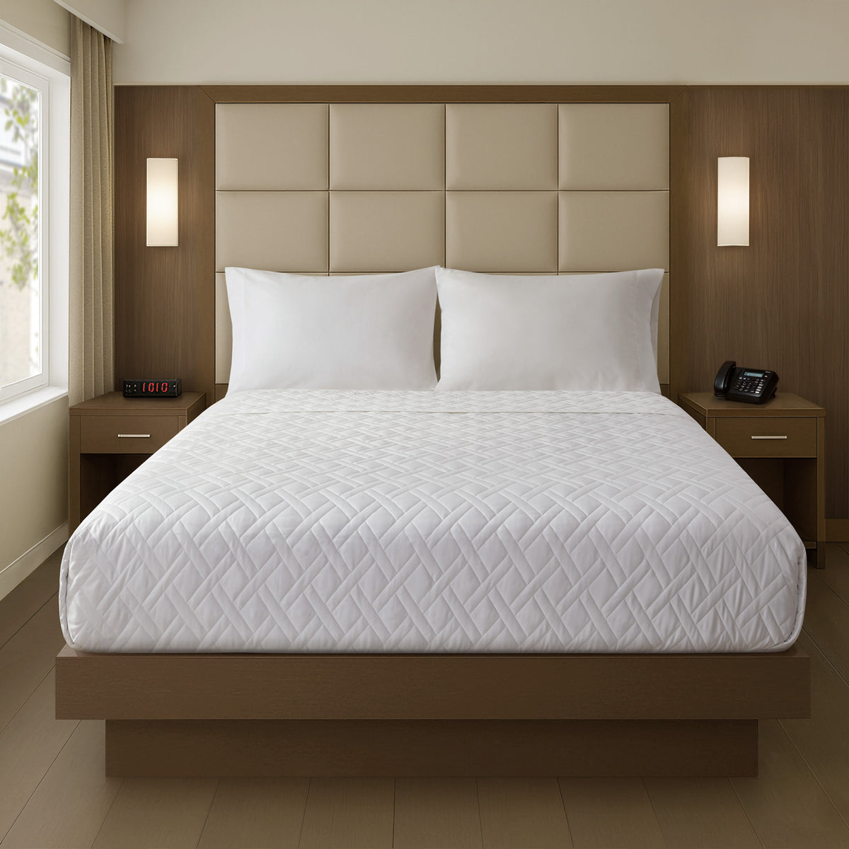 Plain Weave Premium Coverlet - White
