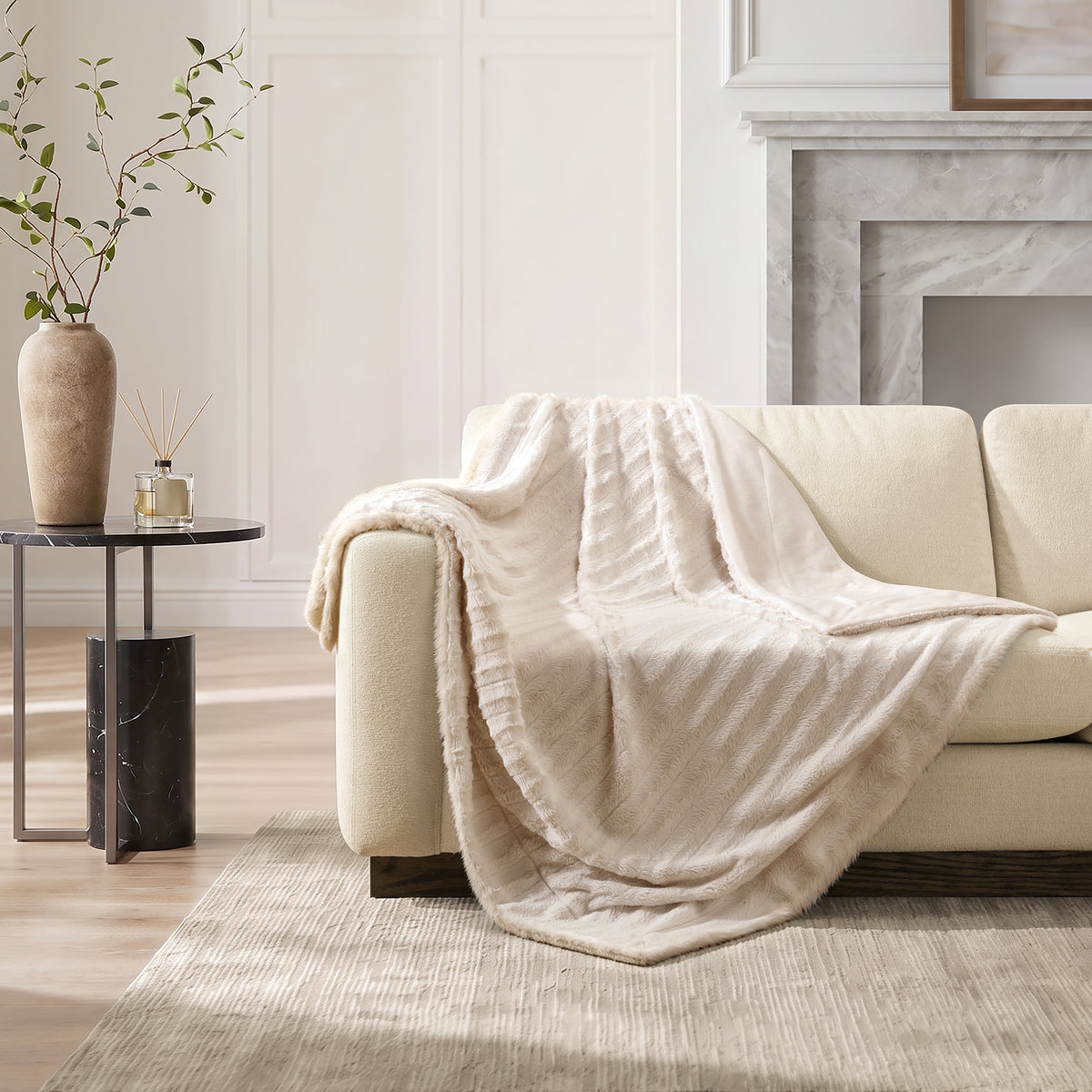 Duke Long Fur Throw - Ivory