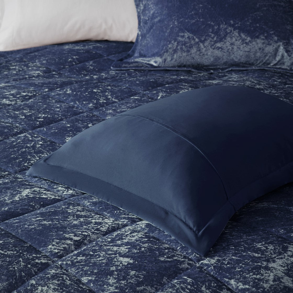 Felicia Velvet Duvet Cover Set