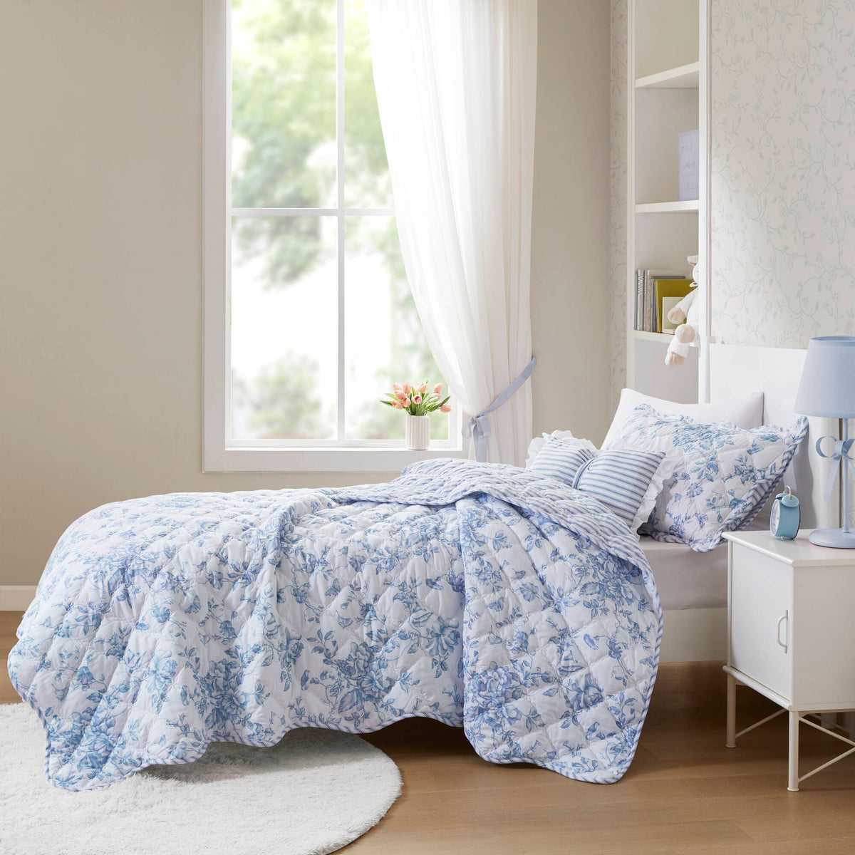 Adele Quilt Set - Blue