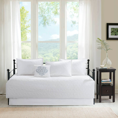 Quebec 6 Piece Reversible Daybed Cover Set - White