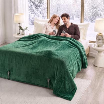 Plush Heated Blanket - Green