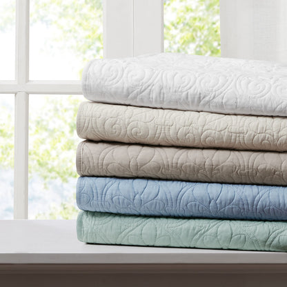 Quebec Oversized Quilted Throw - Seafoam