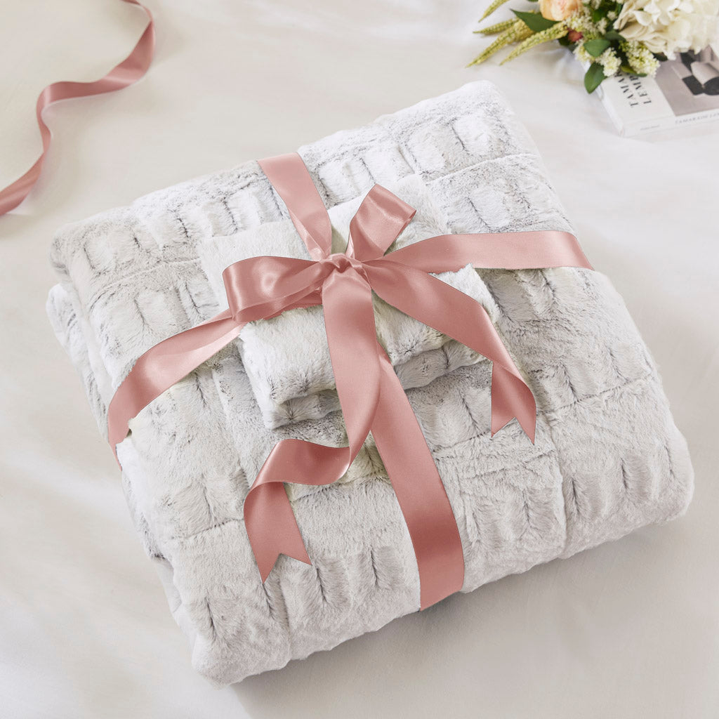 Gia Faux Fur Comforter Mini Set - Gray/White