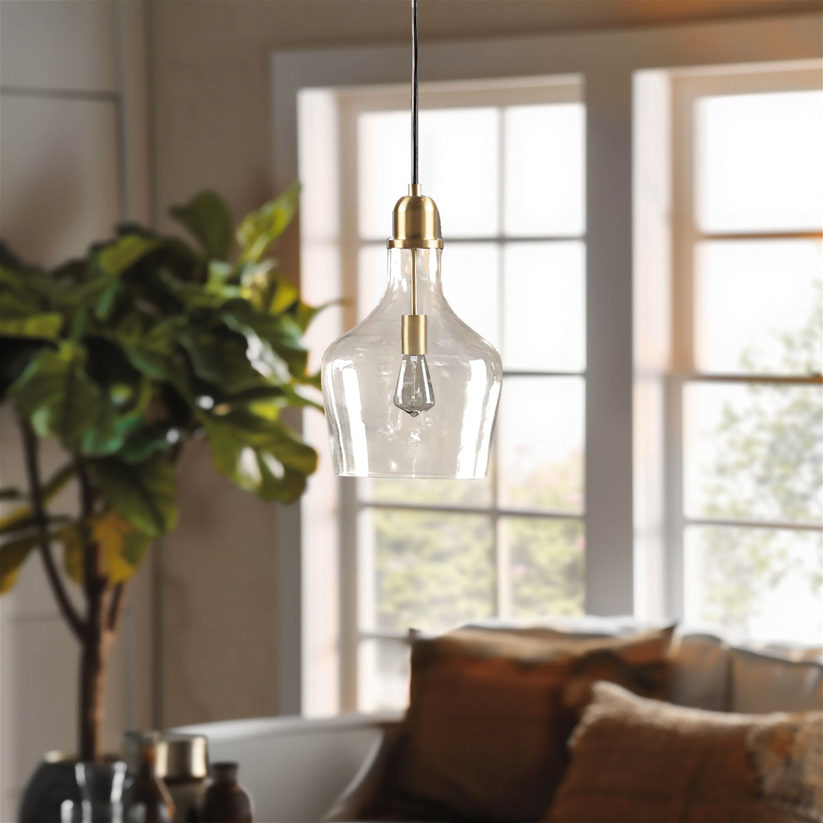 Auburn Bell Shaped Hanging Glass Pendant Light - Gold/Clear