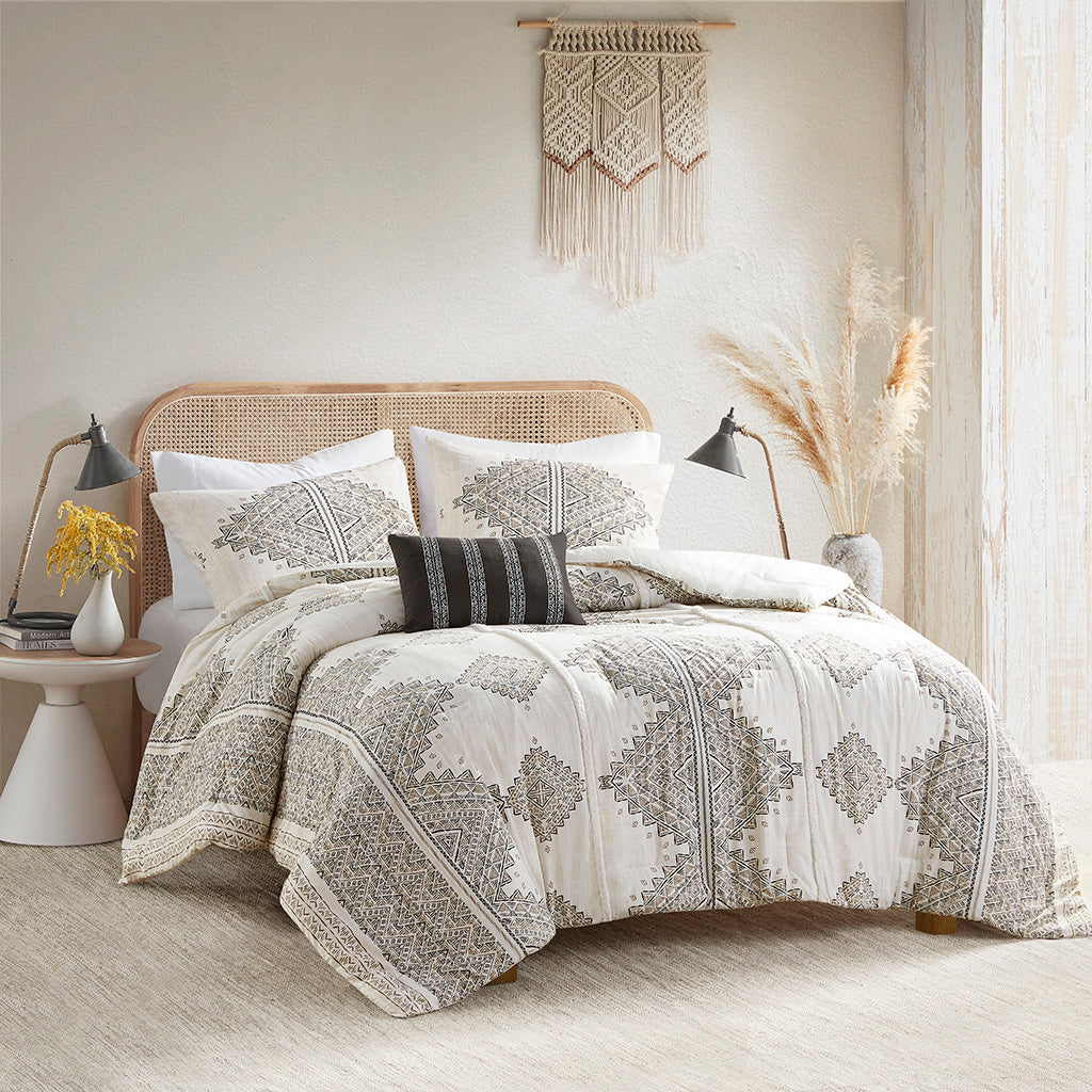 Ibiza 4 Piece Printed Comforter Set with Throw Pillow - Black/Ivory