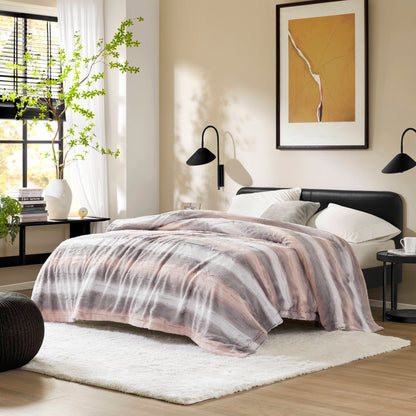 Zuri Faux Fur Blanket - Blush/Grey