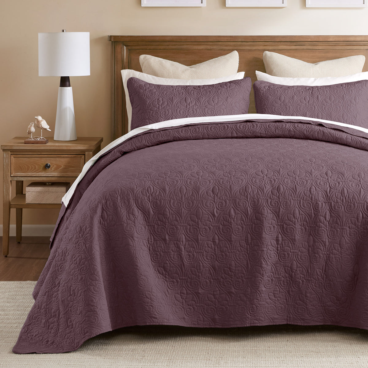 Quebec Reversible Bedspread Set - Purple