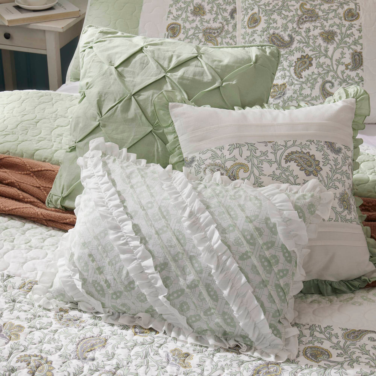 Dawn 6 Piece Cotton Percale Quilt Set with Throw Pillows - Sage Green